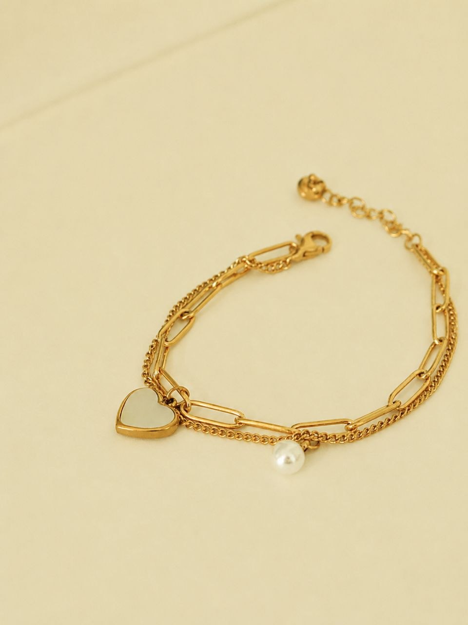 Женский браслет — стильное украшение на каждый день